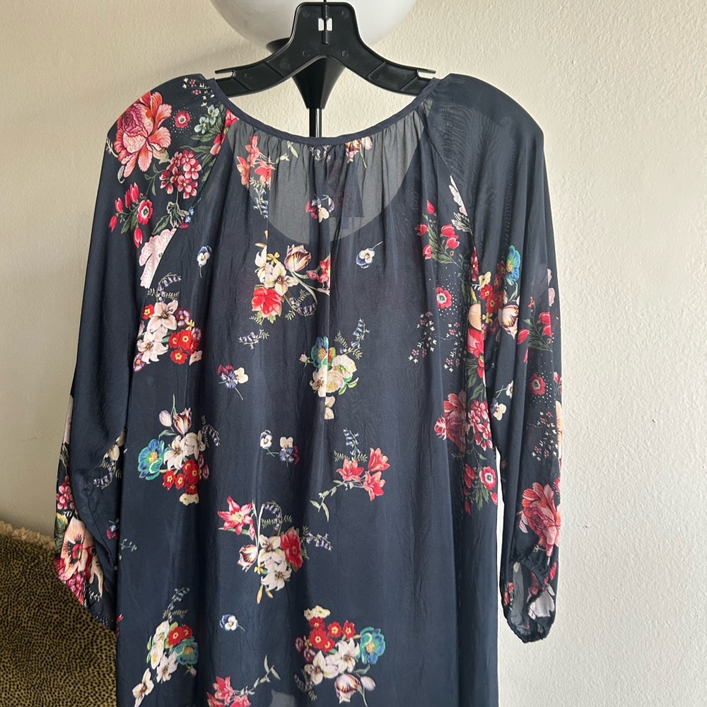 Johnny Was Navy Floral Embroidered Boho Blouse - Picture 6 of 11